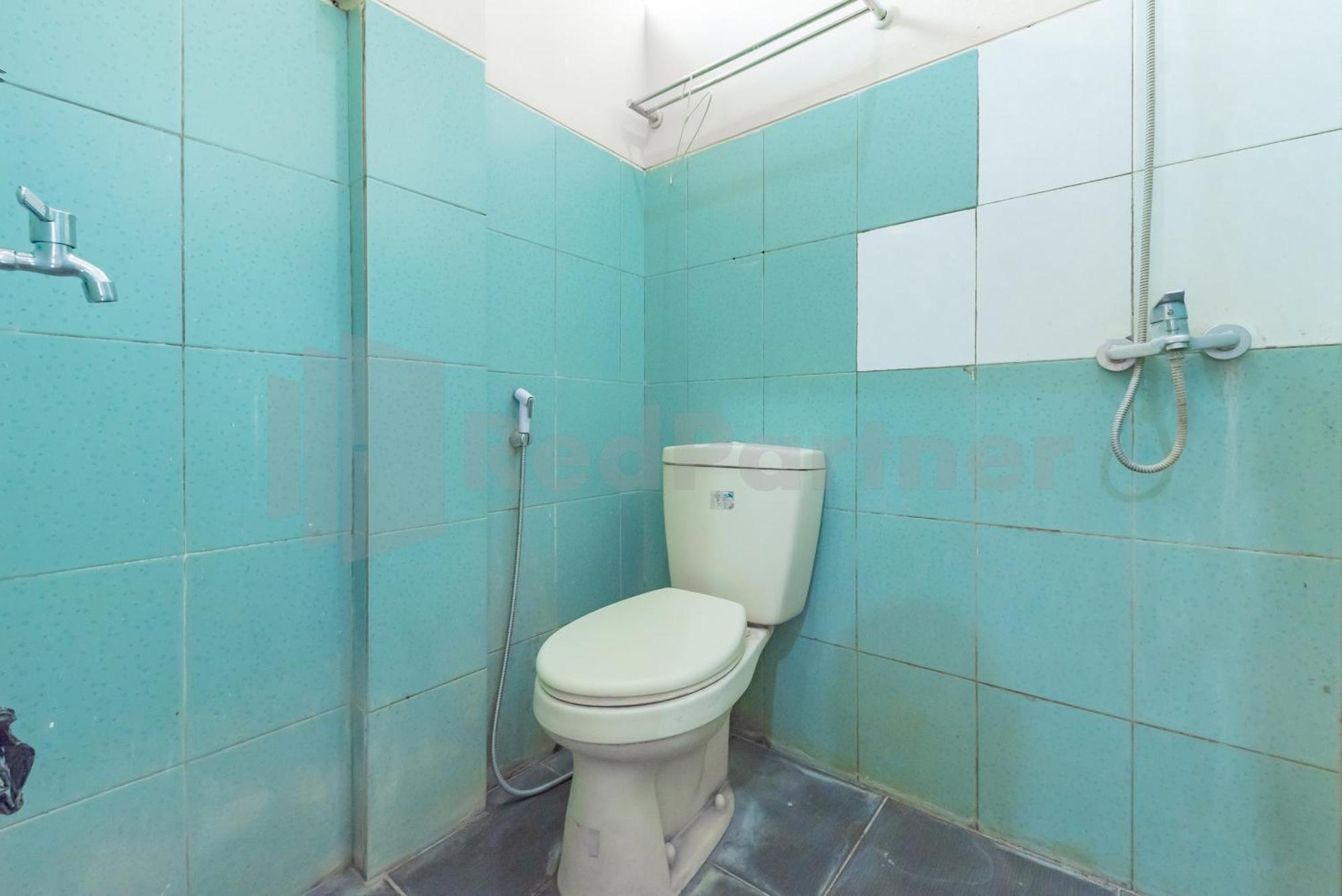 Wisma Alamanda Near Terminal Cicaheum Redpartner Bandung Zewnętrze zdjęcie
